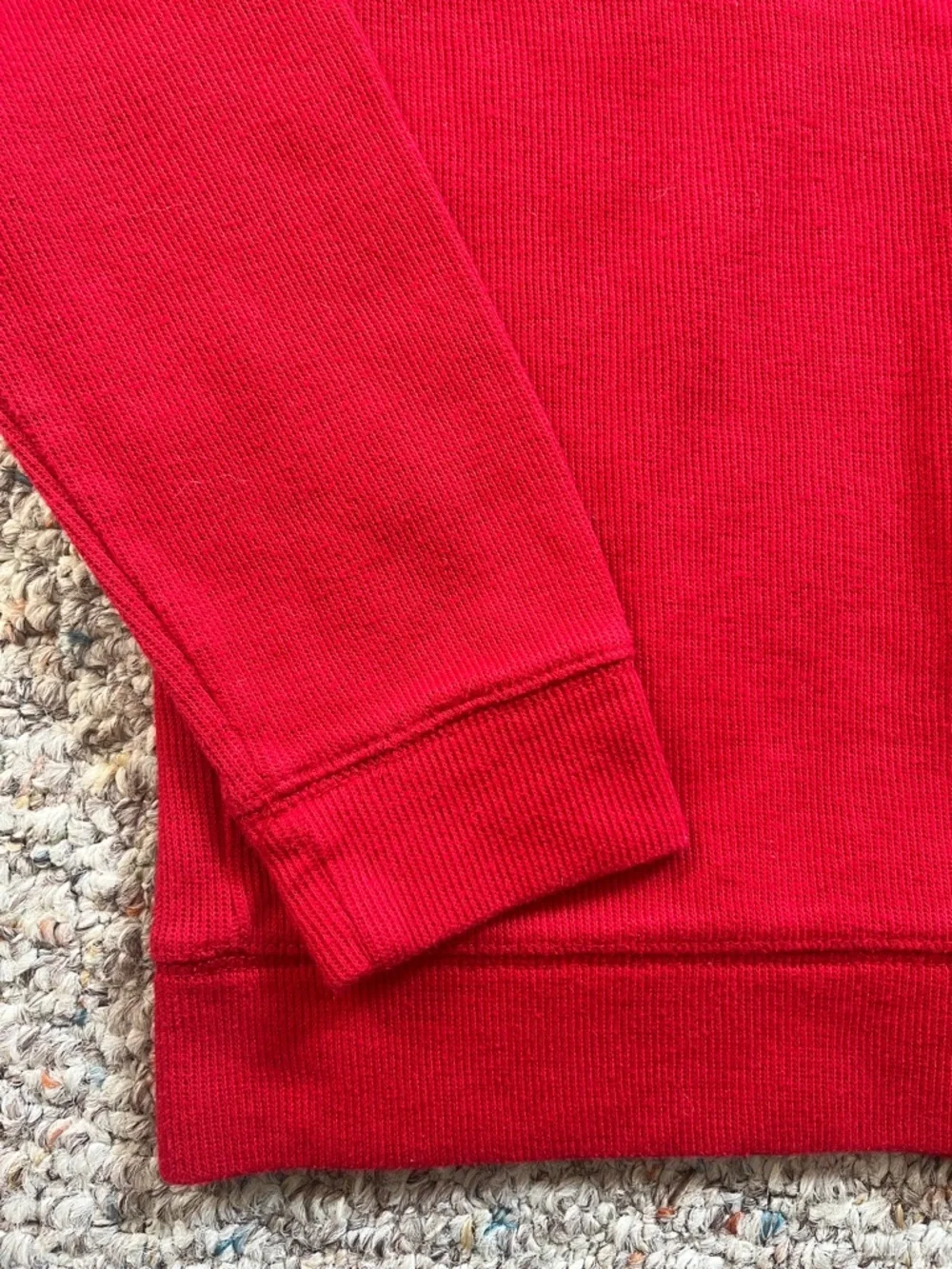 Old Navy Boys V-neck Red Crewneck, Sz 10-12